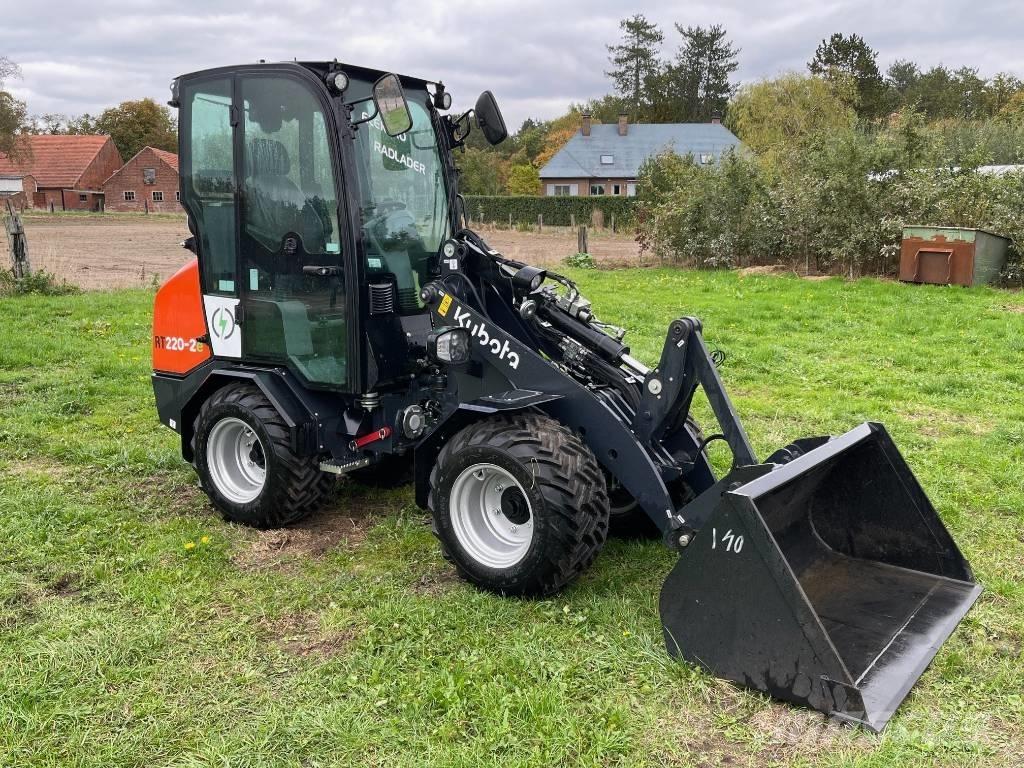 Kubota RT220-2e Tekerlekli yükleyiciler