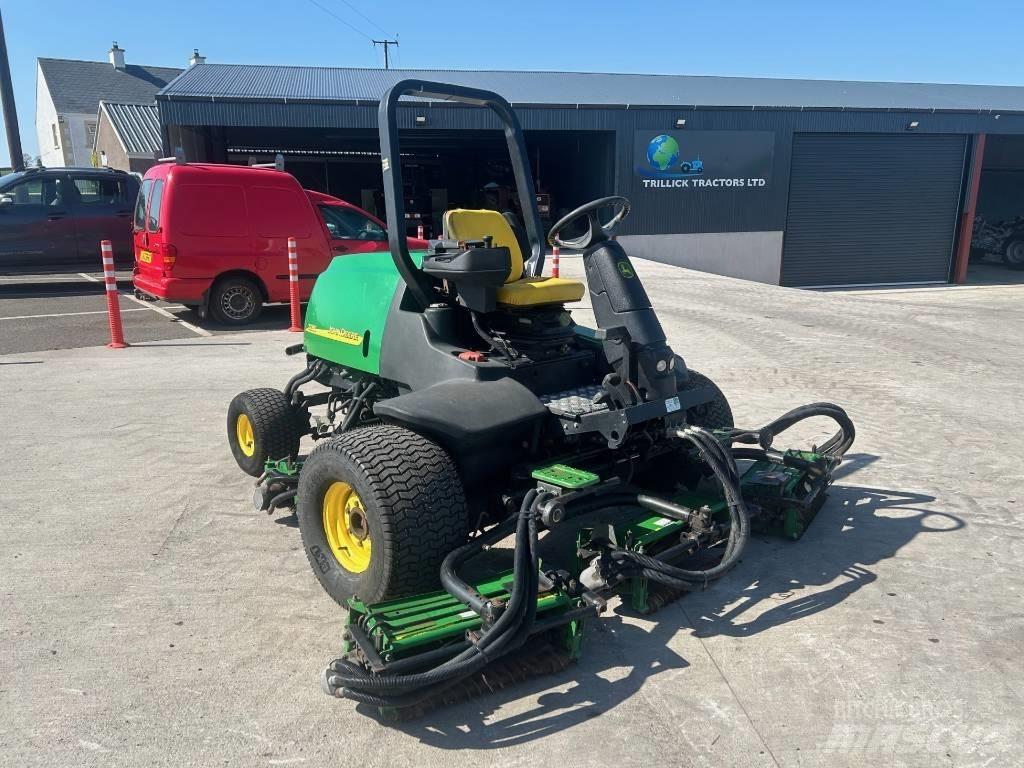 John Deere 3235C Fairway çim biçme makineleri