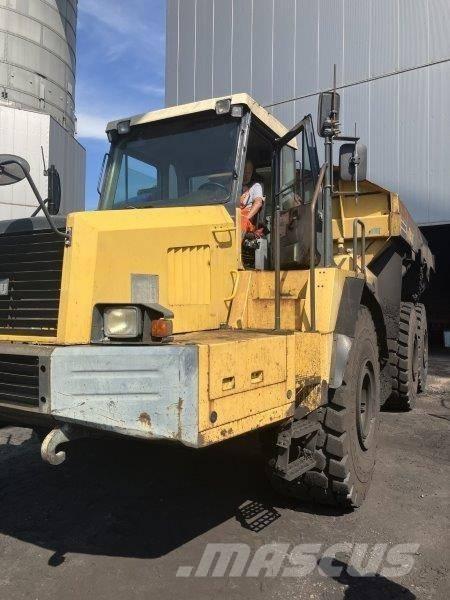 Komatsu HM 400-1 Belden kirma kaya kamyonu