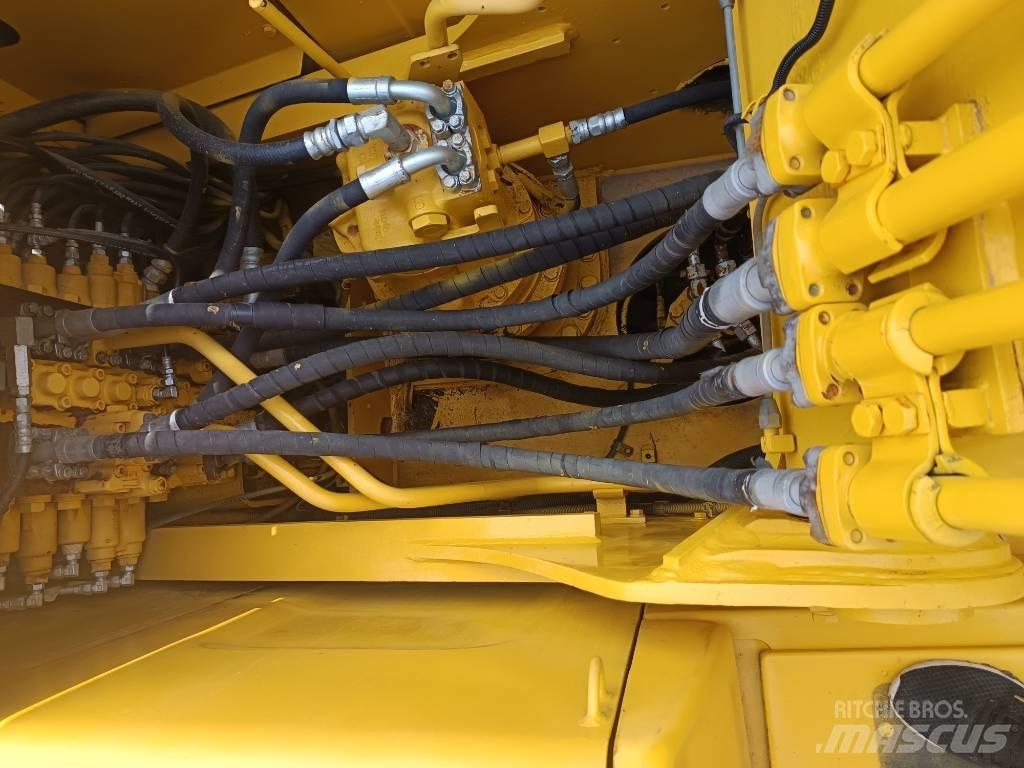 Komatsu PC 200-8 Paletli ekskavatörler