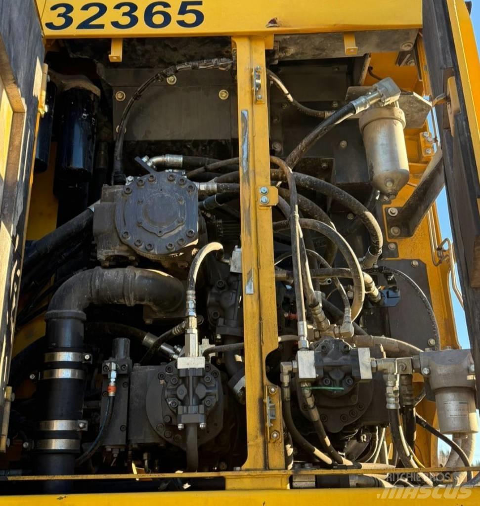 Komatsu PC 1250 -11EO Paletli ekskavatörler