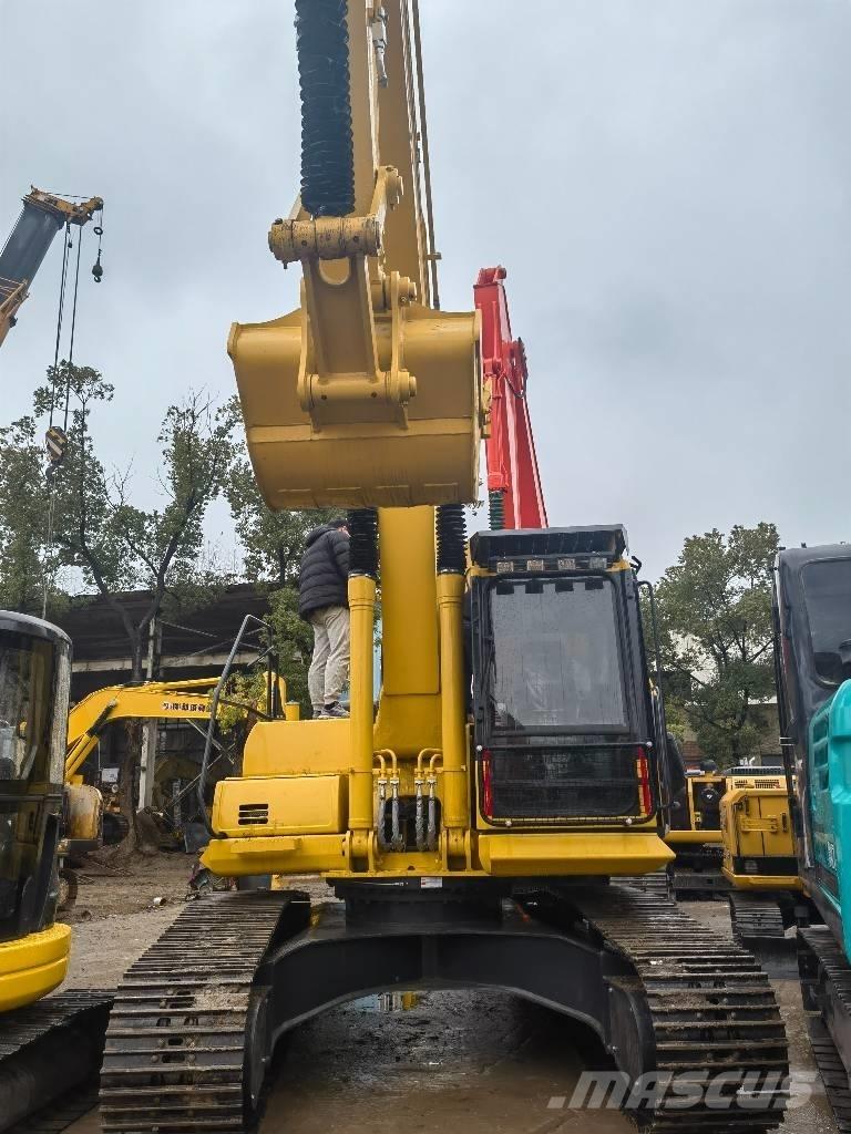 Komatsu PC 220-8 Paletli ekskavatörler