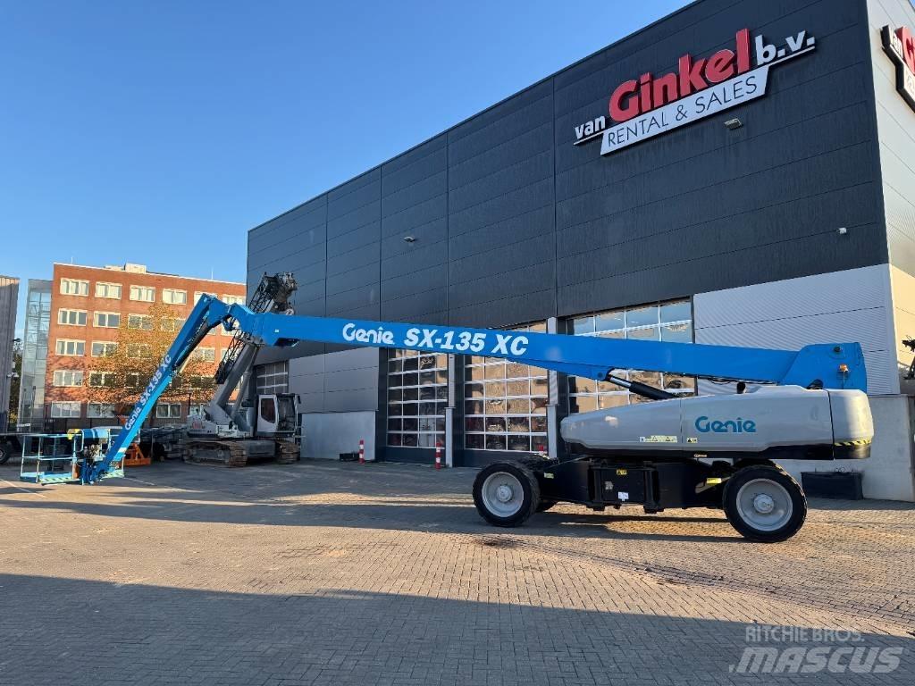 Genie SX 135 XC Teleskopik personel platformları