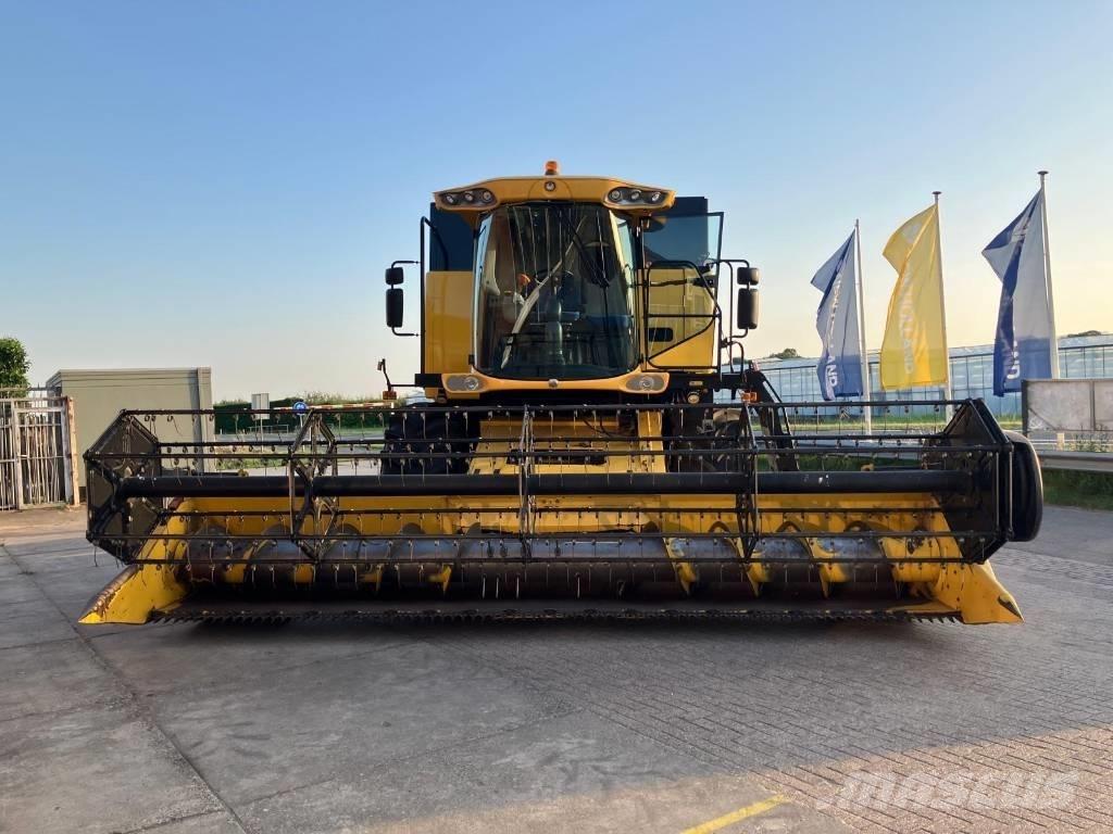 New Holland CS 6080 Biçerdöverler