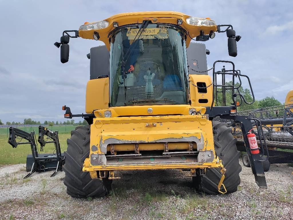 New Holland CX 8070 Biçerdöverler