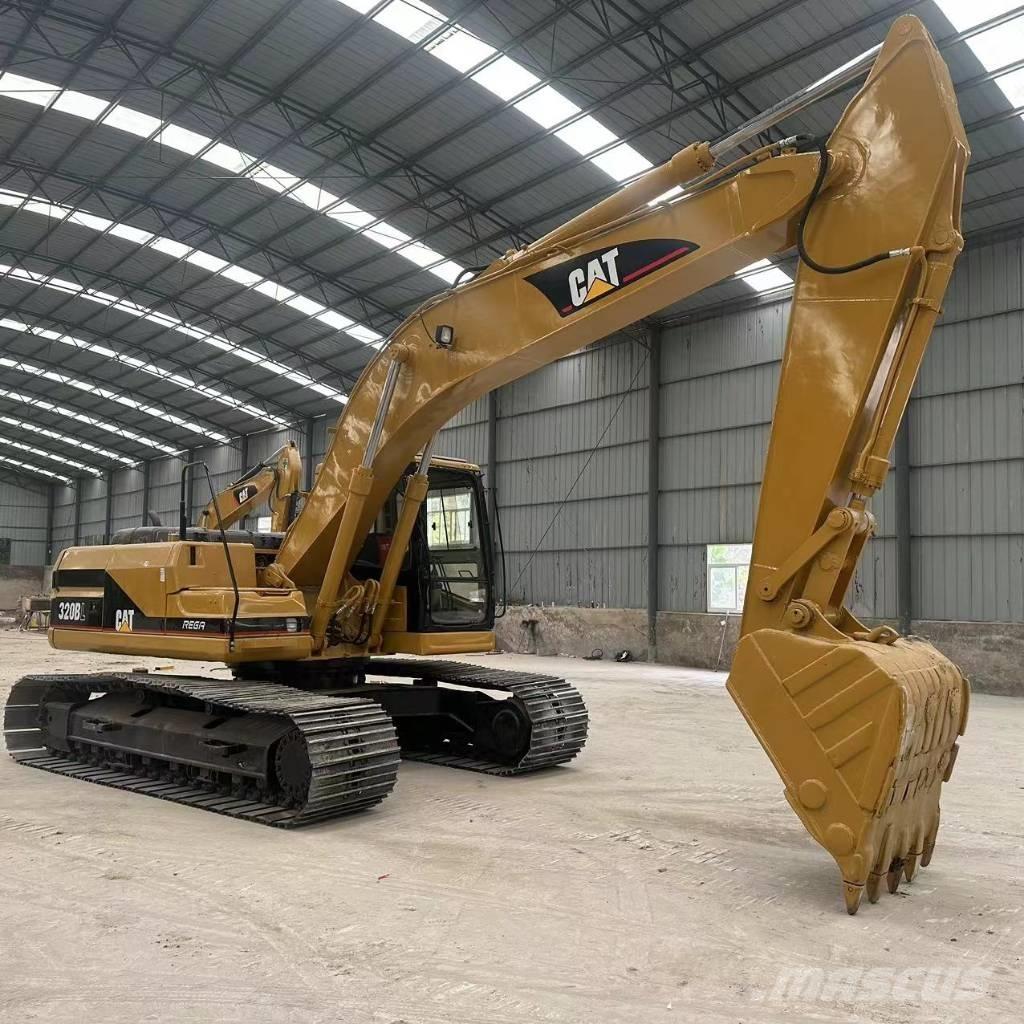CAT 320 B Paletli ekskavatörler