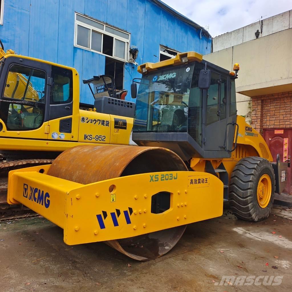 XCMG XS 223 J Tek tamburlu silindirler