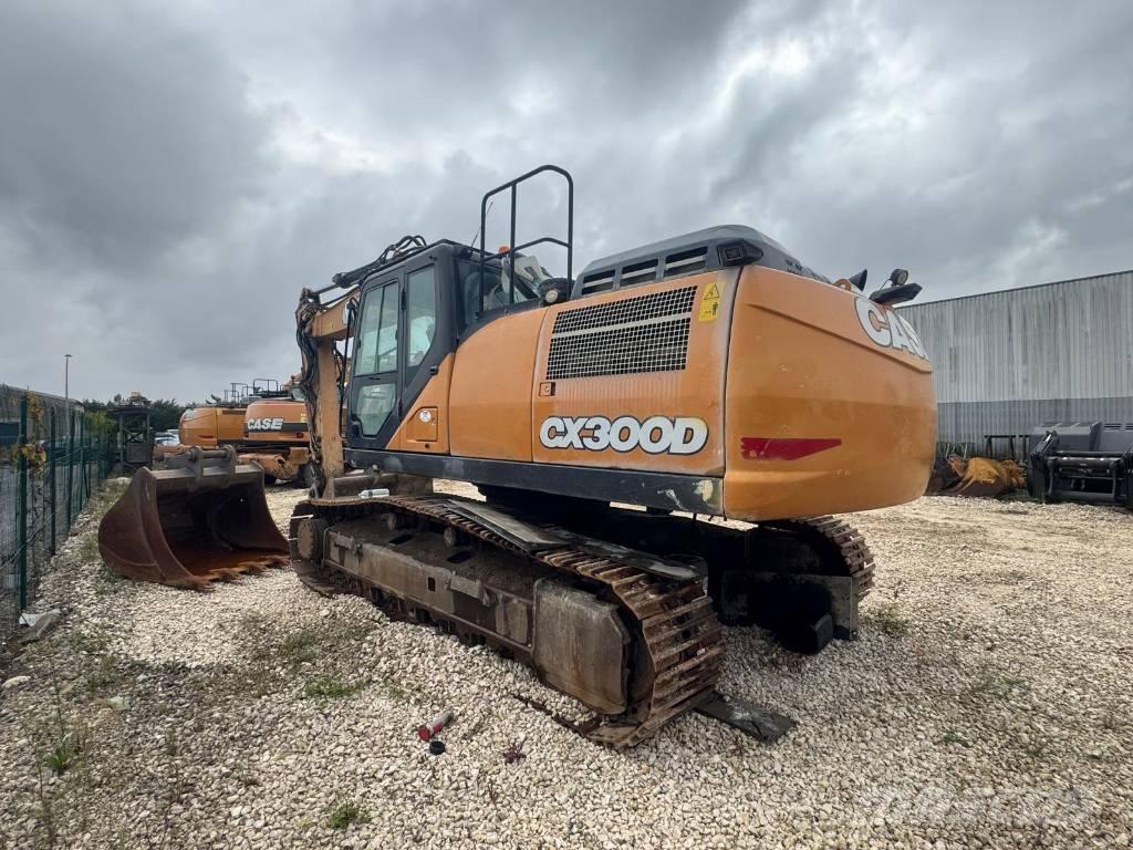CASE CX 300 D Paletli ekskavatörler
