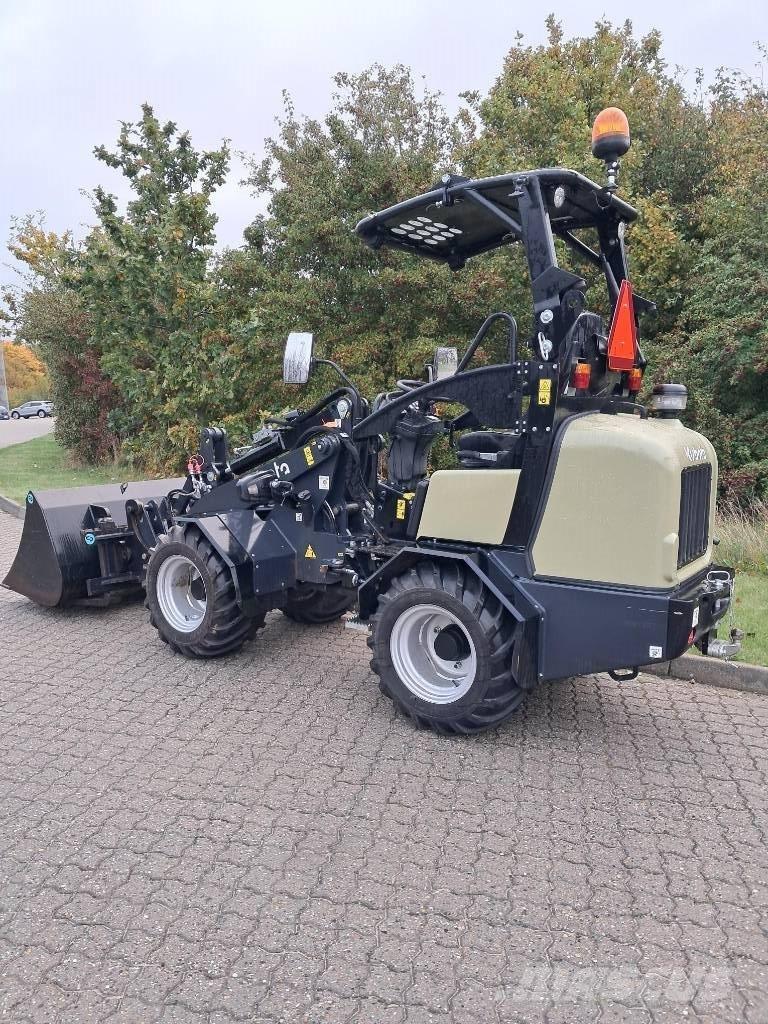 Kubota RT 220-2e Mini yükleyiciler