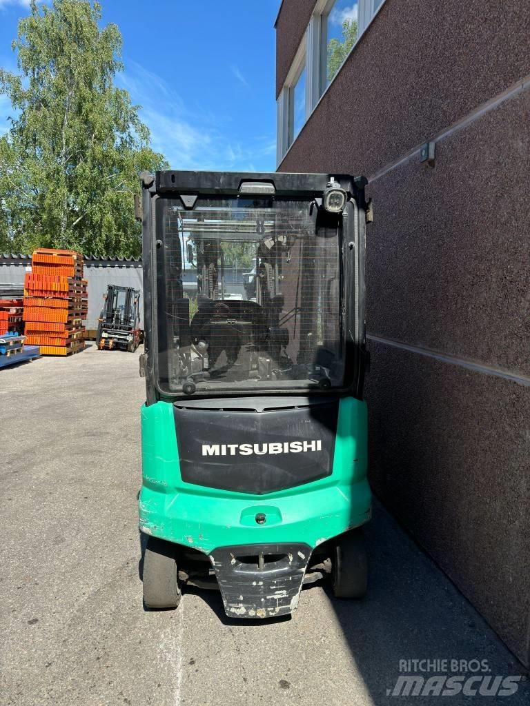 Mitsubishi FB25CN Elektrikli forkliftler