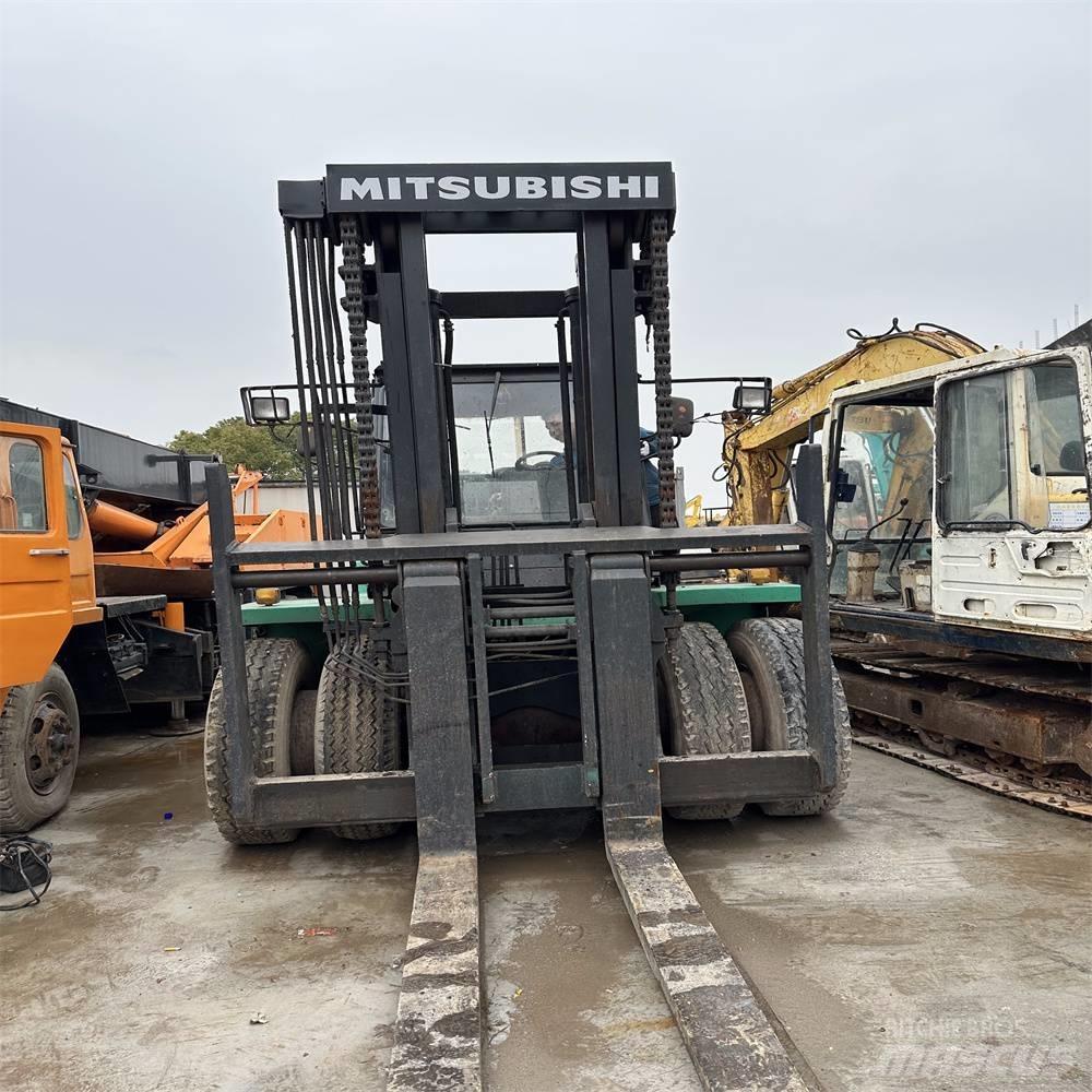 Mitsubishi FD160 Dizel forkliftler