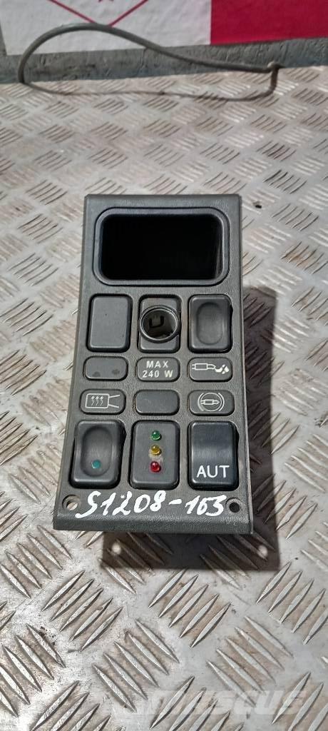 Scania 94 D.    1110904 Kabinler