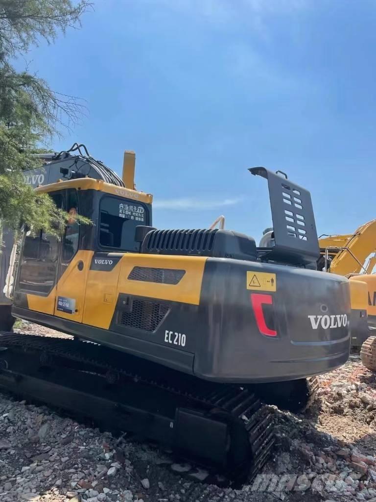 Volvo EC210D Paletli ekskavatörler