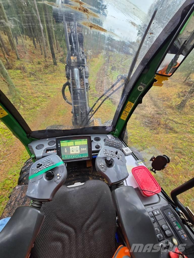 John Deere 1170 E Biçerdöverler