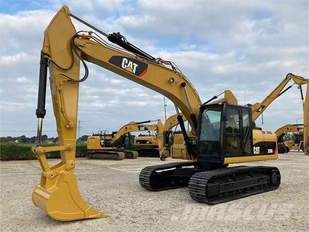 CAT 320 D L Paletli ekskavatörler
