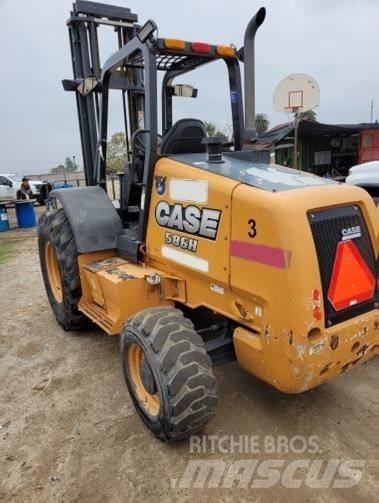 CASE 586H Arazi tipi forklift