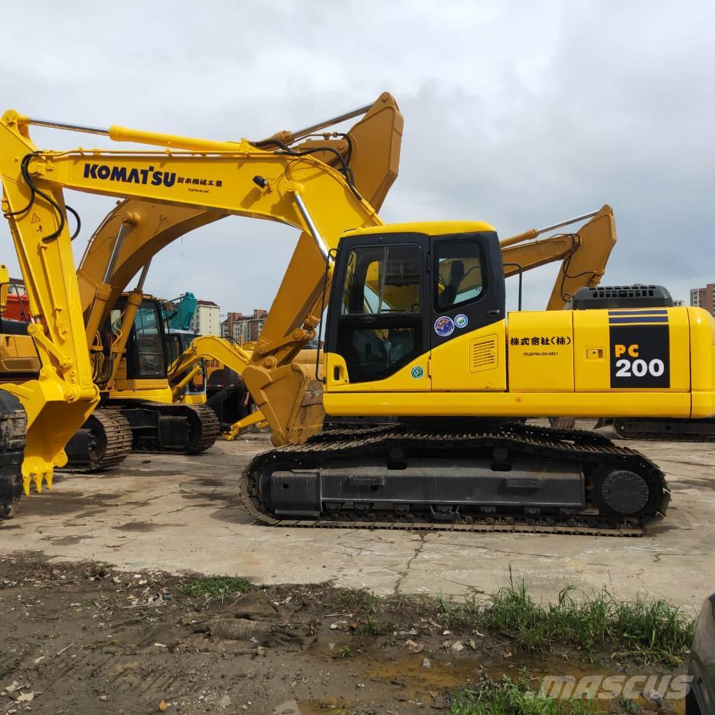 Komatsu PC200-7 Paletli ekskavatörler