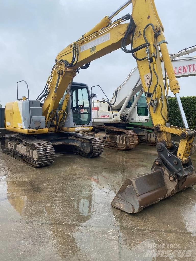 New Holland E 145 Paletli ekskavatörler