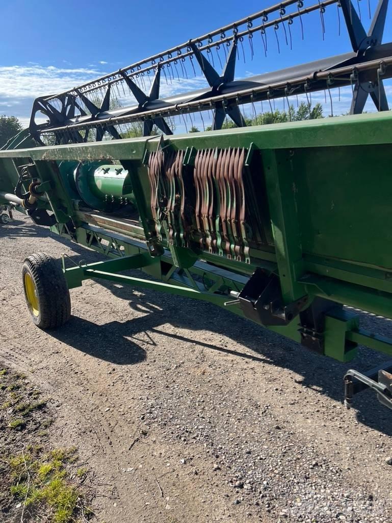 John Deere 9780 CTS Biçerdöverler