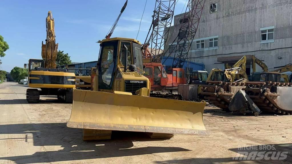 CAT D5G LGP Paletli dozerler