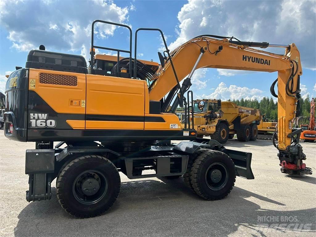 Hyundai HW160 Lastik tekerli ekskavatörler