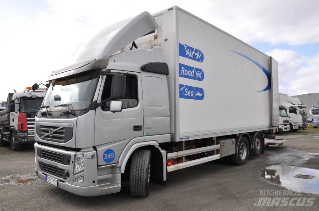 Volvo FM 6X2 Kapali kasa kamyonlar