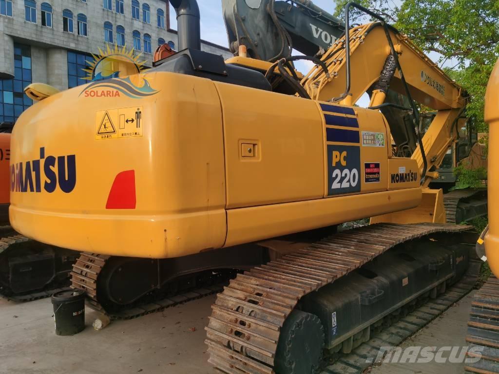 Komatsu PC 220-7 Paletli ekskavatörler