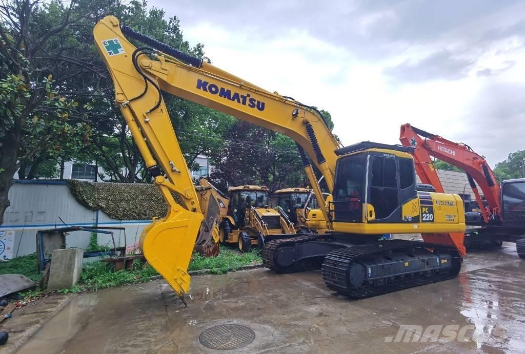 Komatsu PC 220-7 Paletli ekskavatörler