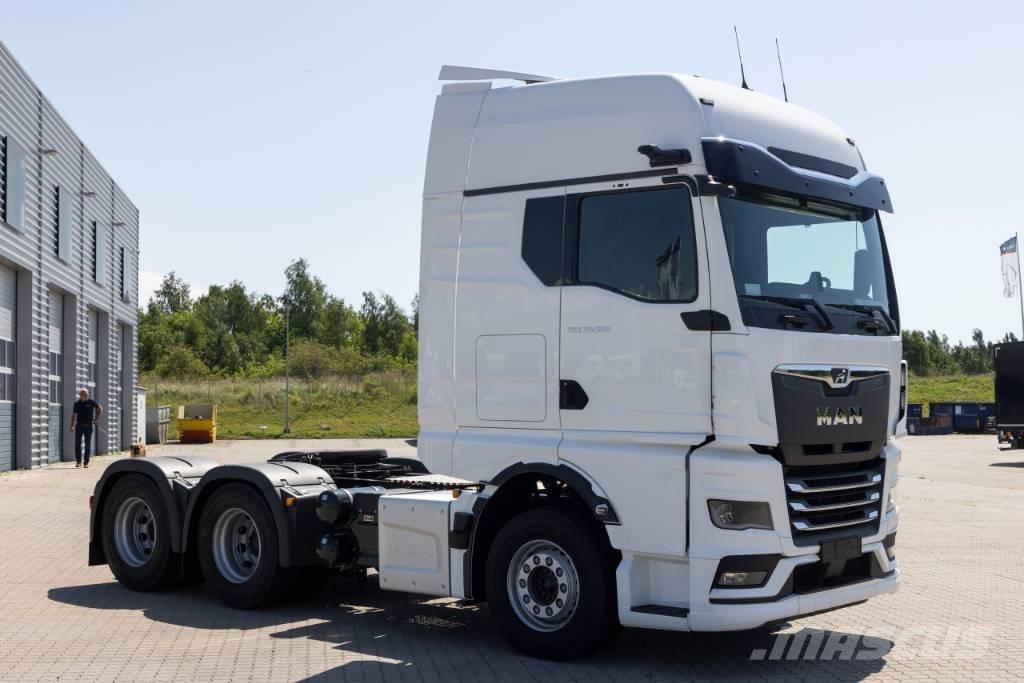 MAN TGX 28.520 Çekiciler