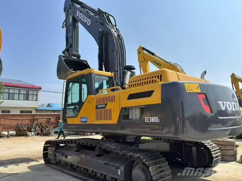 Volvo EC 380 D L Paletli ekskavatörler
