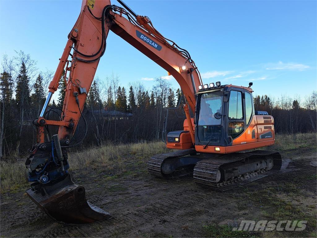 Doosan DX 140 LC-3 Paletli ekskavatörler