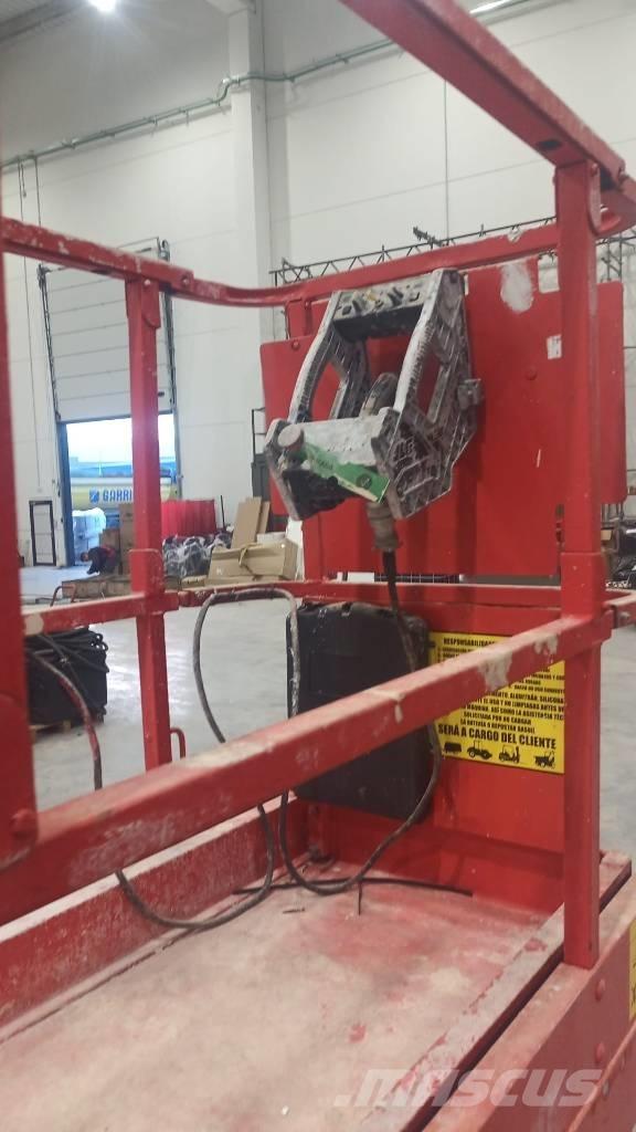 JLG 2030 ES Makasli platformlar