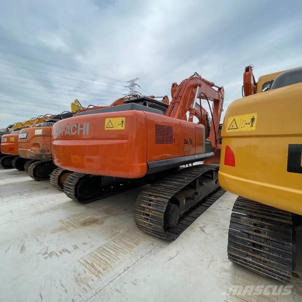 Hitachi ZX 240 Paletli ekskavatörler