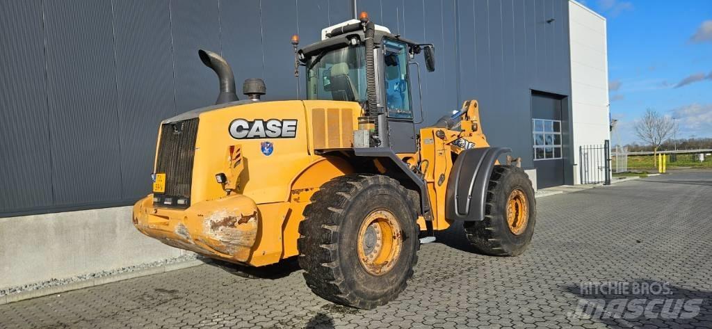 CASE 821 F Tekerlekli yükleyiciler