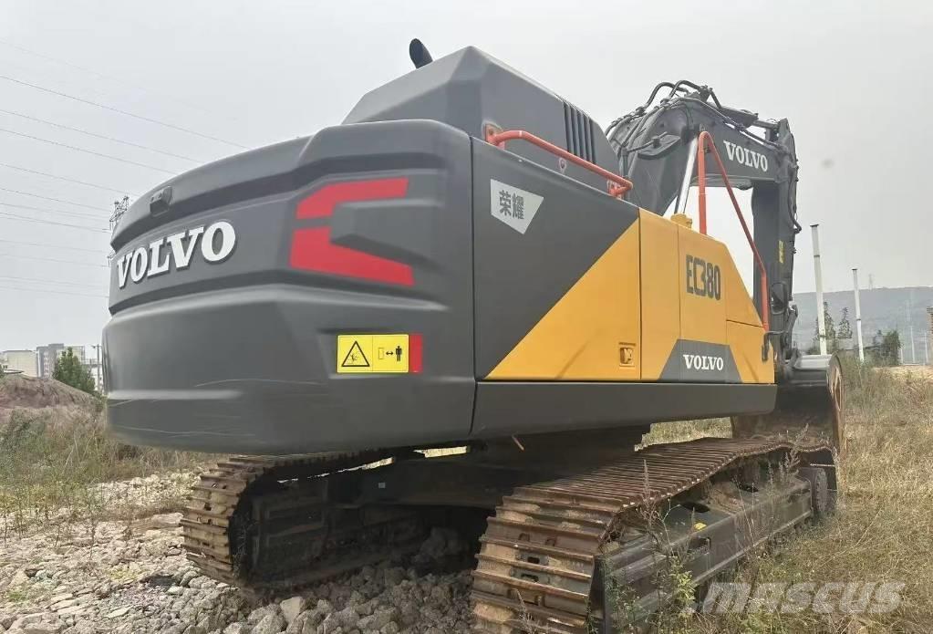 Volvo EC 380 D Paletli ekskavatörler
