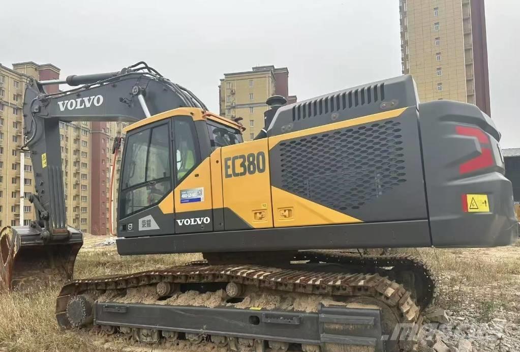 Volvo EC 380 D Paletli ekskavatörler