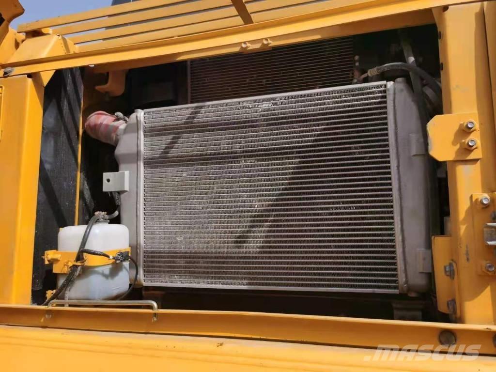 Komatsu PC360-7 Paletli ekskavatörler