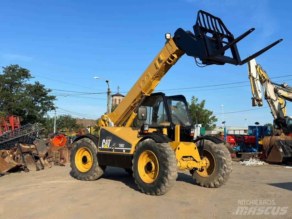 CAT TH 62 Tarimsal teleskopik yükleyiciler