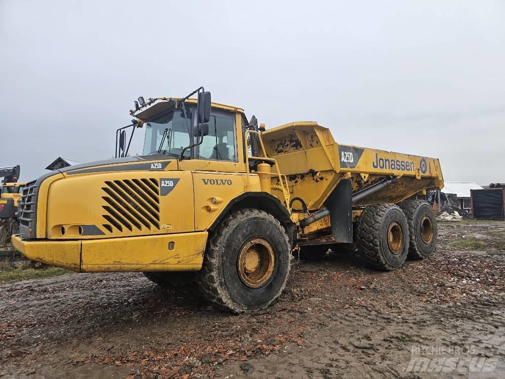 Volvo A25D / a30, a35 Belden kirma kaya kamyonu