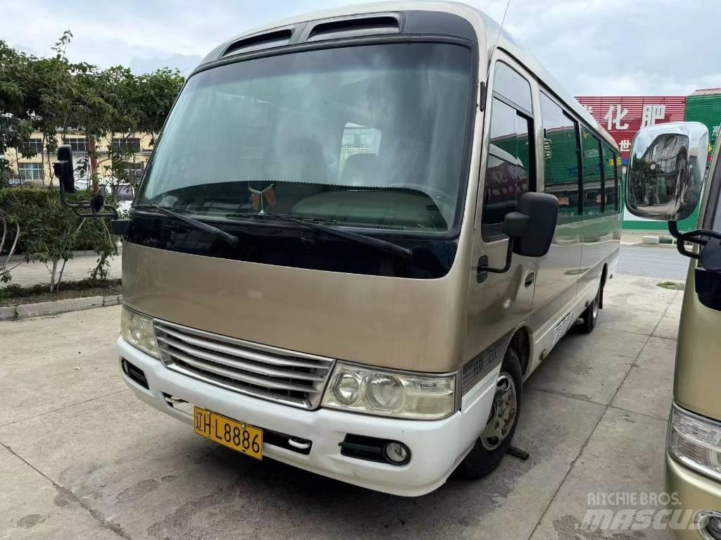 Toyota Coaster Minibüsler