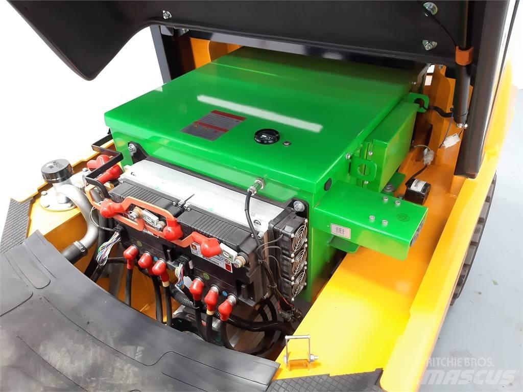  EFL302 Litio Elektrikli forkliftler