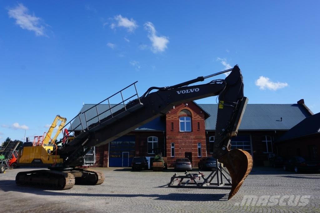 Volvo EC 300 E Paletli ekskavatörler