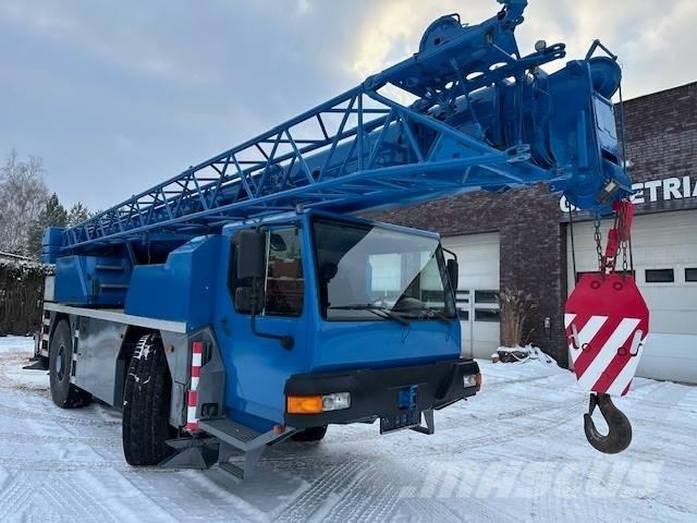 Liebherr LTM 1030-2 Yol-Arazi Tipi Vinçler (AT)