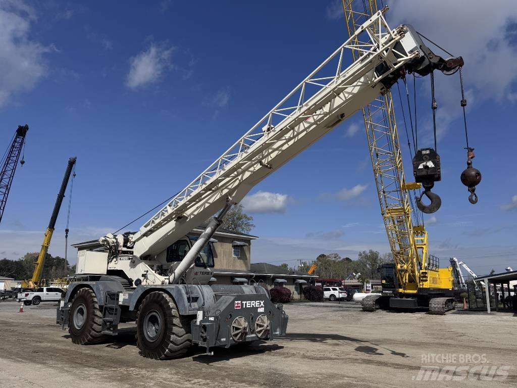 Terex RT 670 Arazi Tipi Vinçler (RT)