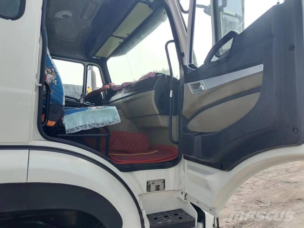 Sinotruk HOWO 371hp Çekiciler