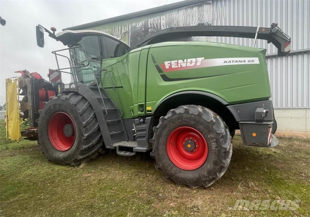 Fendt Katana 65 Kendi yürür silaj makinalari