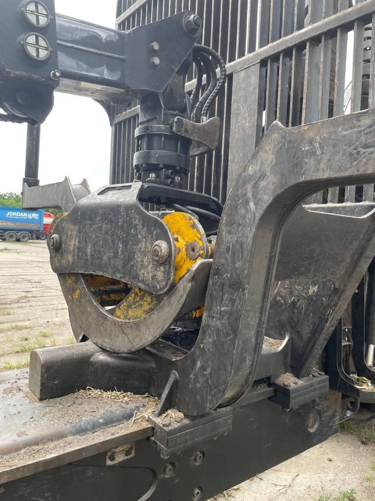 Logset 8F Tomruk yükleyici traktörler