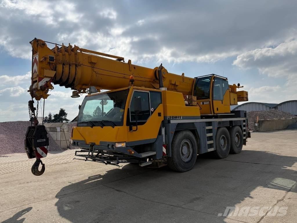 Liebherr LTM1055/1 Yol-Arazi Tipi Vinçler (AT)