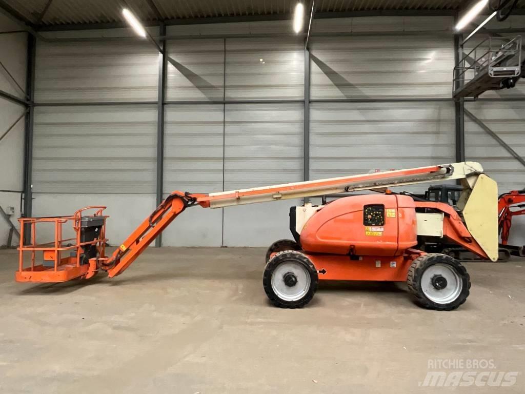 JLG 600 AJ Körüklü personel platformları