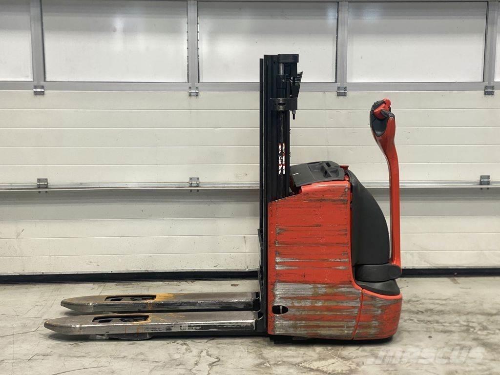 Linde L12 I Yaya kumandali istif makinasi